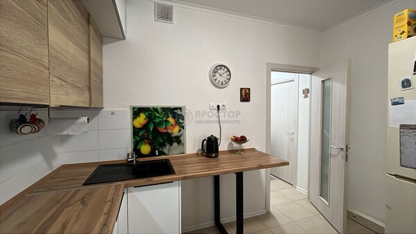 Продам однокомнатную (1-комн.) квартиру, Михайлова ул, 30Ак1, Москва г