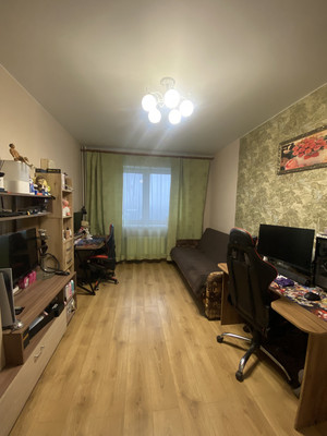 Продам однокомнатную (1-комн.) квартиру, им Владимира Махалина мкр, 37, Дмитров г