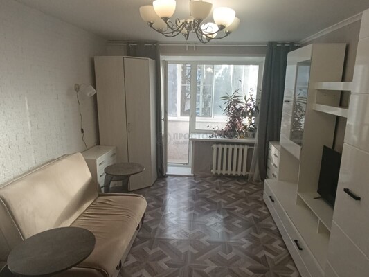 Продам двухкомнатную (2-комн.) квартиру, Жуковская ул, 7, Трубино с