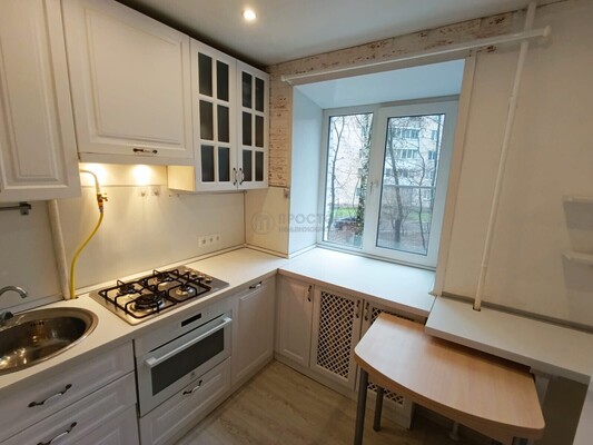 Продам двухкомнатную (2-комн.) квартиру, Жуковская ул, 7, Трубино с