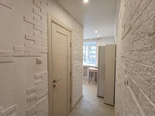 Продам двухкомнатную (2-комн.) квартиру, Жуковская ул, 7, Трубино с