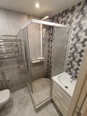 Продам двухкомнатную (2-комн.) квартиру, Жуковская ул, 7, Трубино с