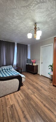Продам двухкомнатную (2-комн.) квартиру, Рогова ул, 13, Москва г