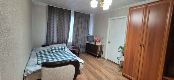 Продам двухкомнатную (2-комн.) квартиру, Рогова ул, 13, Москва г