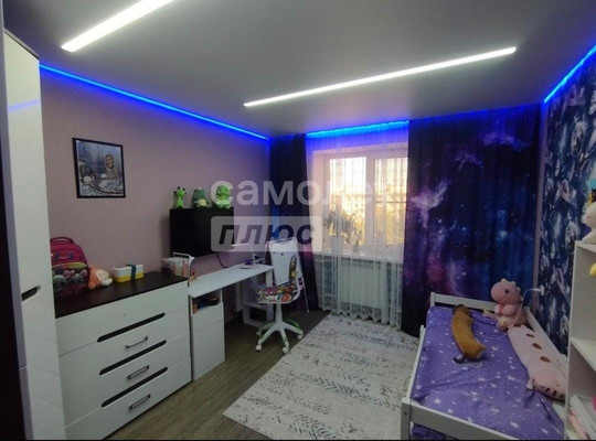 Продам трехкомнатную (3-комн.) квартиру, Чапаева ул, 2/3, Тихорецк г