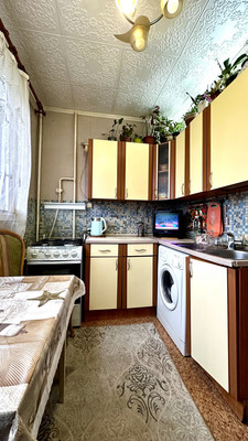 Продам трехкомнатную (3-комн.) квартиру, Стачек пр-кт, 103к1, Санкт-Петербург г