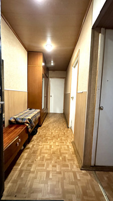 Продам трехкомнатную (3-комн.) квартиру, Стачек пр-кт, 103к1, Санкт-Петербург г