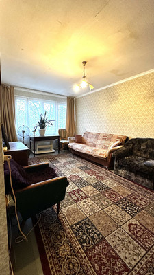 Продам трехкомнатную (3-комн.) квартиру, Стачек пр-кт, 103к1, Санкт-Петербург г