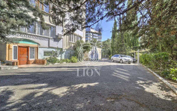 Продам двухкомнатную (2-комн.) квартиру, Нагорная ул, 13, Партенит пгт