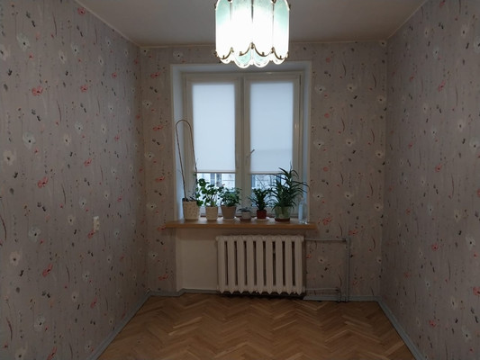 Продам трехкомнатную (3-комн.) квартиру, Ленинградская ул, 71А, Пушкин г