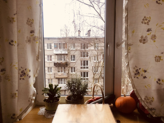 Продам трехкомнатную (3-комн.) квартиру, Ленинградская ул, 71А, Пушкин г