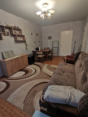 Продам двухкомнатную (2-комн.) квартиру, Полярный Круг ул, 9, Мурманск г