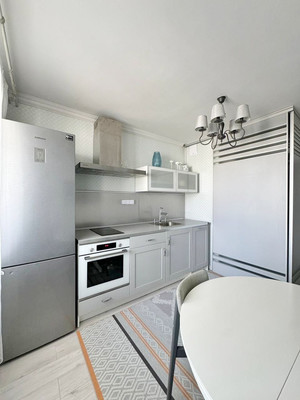 Продам двухкомнатную (2-комн.) квартиру, Березовая ул, 12, Видное г