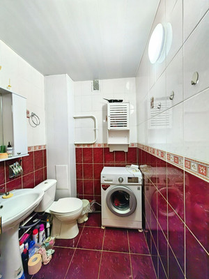 Продам однокомнатную (1-комн.) квартиру, Подлесная ул, 3А, Пермь г