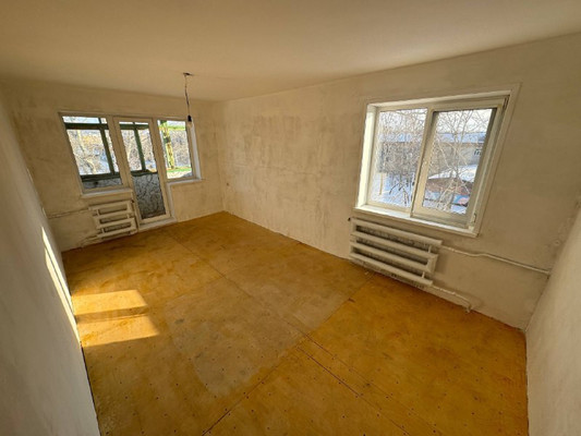 Продам двухкомнатную (2-комн.) квартиру, Комсомольская ул, 38, Комсомольск-на-Амуре г