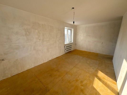 Продам двухкомнатную (2-комн.) квартиру, Комсомольская ул, 38, Комсомольск-на-Амуре г