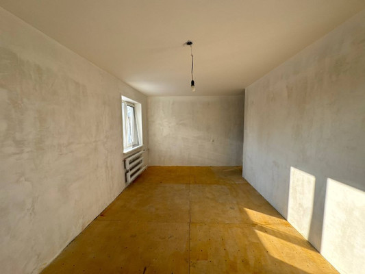 Продам двухкомнатную (2-комн.) квартиру, Комсомольская ул, 38, Комсомольск-на-Амуре г