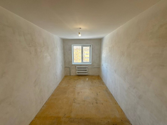 Продам двухкомнатную (2-комн.) квартиру, Комсомольская ул, 38, Комсомольск-на-Амуре г