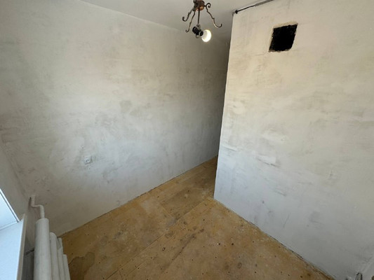 Продам двухкомнатную (2-комн.) квартиру, Комсомольская ул, 38, Комсомольск-на-Амуре г