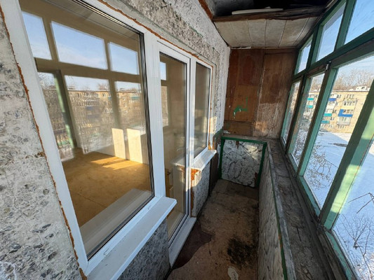 Продам двухкомнатную (2-комн.) квартиру, Комсомольская ул, 38, Комсомольск-на-Амуре г