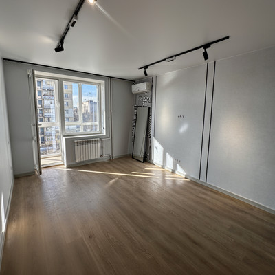 Продам двухкомнатную (2-комн.) квартиру, Тренева ул, 8, Ялта г