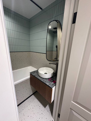 Продам двухкомнатную (2-комн.) квартиру, Тренева ул, 8, Ялта г