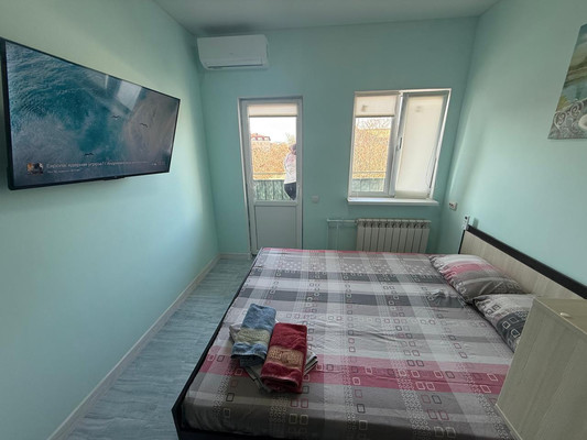 Продам однокомнатную (1-комн.) квартиру, Матвеева туп, 4/11, Евпатория г