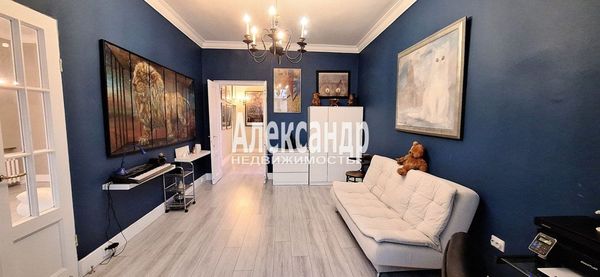 Продам трехкомнатную (3-комн.) квартиру, Рентгена ул, 6, Санкт-Петербург г