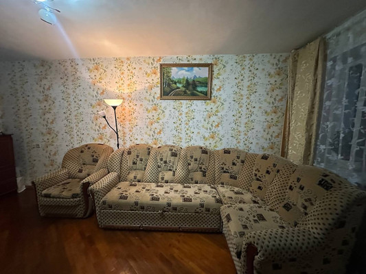 Продам двухкомнатную (2-комн.) квартиру, Гоголя ул, 168, Кропоткин г