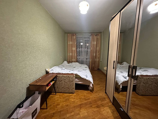 Продам двухкомнатную (2-комн.) квартиру, Гоголя ул, 168, Кропоткин г