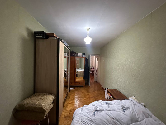 Продам двухкомнатную (2-комн.) квартиру, Гоголя ул, 168, Кропоткин г