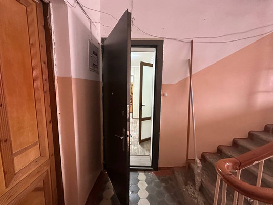 Продам двухкомнатную (2-комн.) квартиру, Красная ул, 50, Кропоткин г