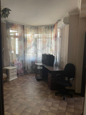 Продам однокомнатную (1-комн.) квартиру, Клубничная (Центральный р-н) ул, 48, Сочи г