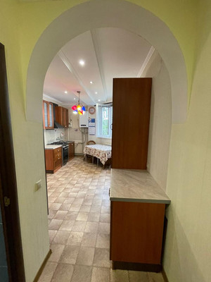 Продам двухкомнатную (2-комн.) квартиру, Клубничная (Центральный р-н) ул, 48, Сочи г