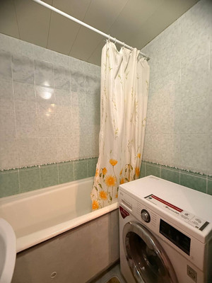 Продам двухкомнатную (2-комн.) квартиру, Попова ул, 127, Барнаул г