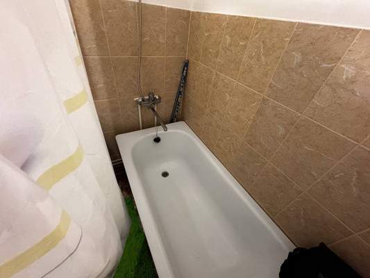 Продам однокомнатную (1-комн.) квартиру, Белоусова б-р, 40, Ишим г