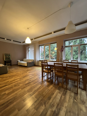 Продам трехкомнатную (3-комн.) квартиру, Республиканская ул, 86А, Малаховка рп