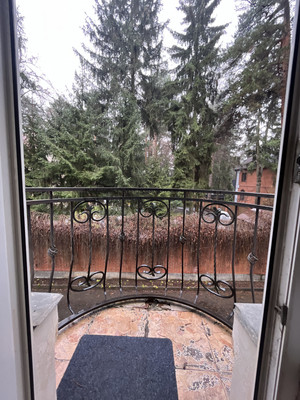 Продам трехкомнатную (3-комн.) квартиру, Республиканская ул, 86А, Малаховка рп