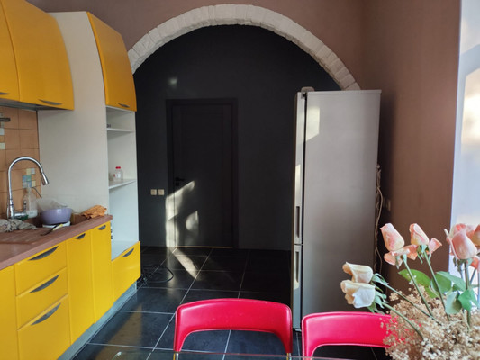 Продам трехкомнатную (3-комн.) квартиру, Республиканская ул, 86А, Малаховка рп