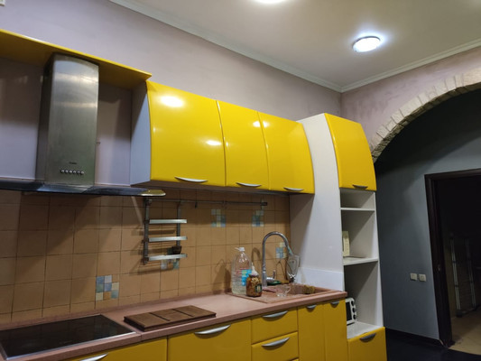 Продам трехкомнатную (3-комн.) квартиру, Республиканская ул, 86А, Малаховка рп