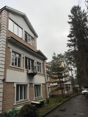 Продам трехкомнатную (3-комн.) квартиру, Республиканская ул, 86А, Малаховка рп