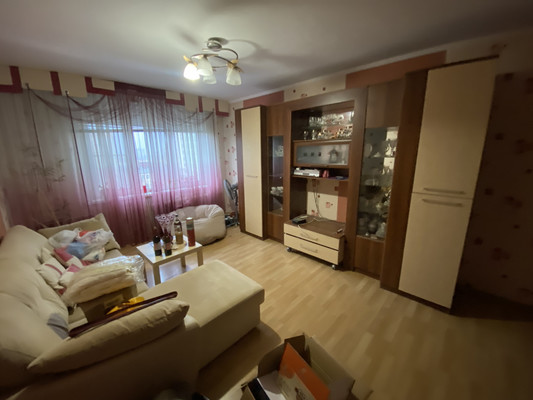 Продам трехкомнатную (3-комн.) квартиру, Маршала Жукова ул, 14, Сырьево д