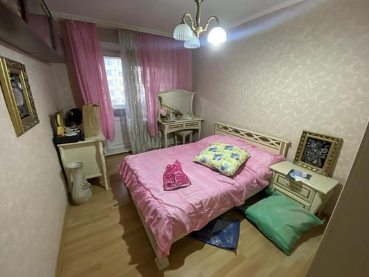 Продам трехкомнатную (3-комн.) квартиру, Маршала Жукова ул, 14, Сырьево д