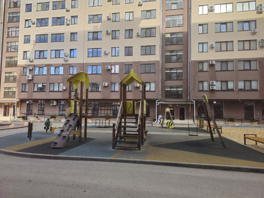 Продам однокомнатную (1-комн.) квартиру, Парковая ул, 1к1, Белоглинка с