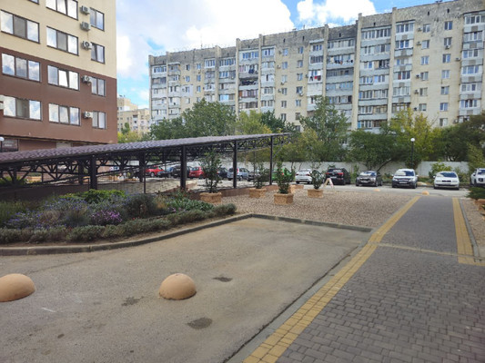 Продам однокомнатную (1-комн.) квартиру, Парковая ул, 1к1, Белоглинка с