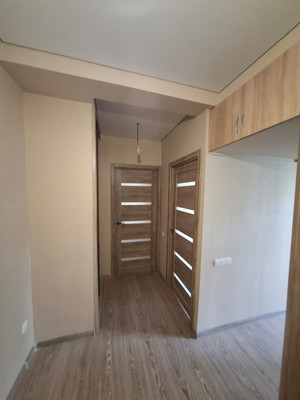 Продам трехкомнатную (3-комн.) квартиру, Коммунистический пр-кт, 23, Ростов-на-Дону г