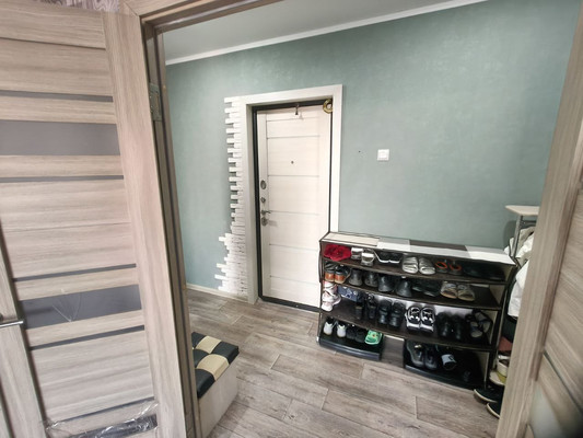 Продам двухкомнатную (2-комн.) квартиру, 1 мкр, 31, Кропоткин г