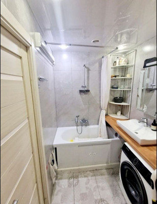 Продам двухкомнатную (2-комн.) квартиру, Самуила Маршака ул, 8к1, Внуковское п