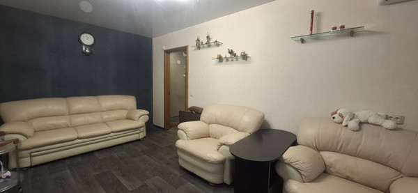 Продам двухкомнатную (2-комн.) квартиру, Мусина ул, 61а, Казань г