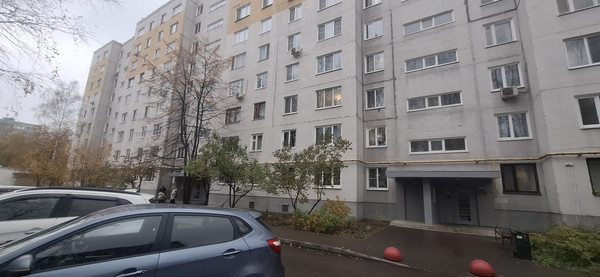 Продам двухкомнатную (2-комн.) квартиру, Мусина ул, 61а, Казань г